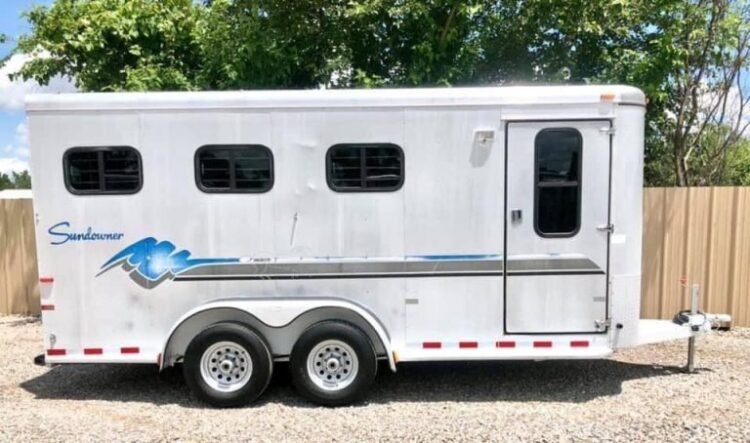 1998 Sundowner 3 Horse Slant - C-Solutions LLC 1998 Sundowner 3 Horse Slant - C-Solutions LLC