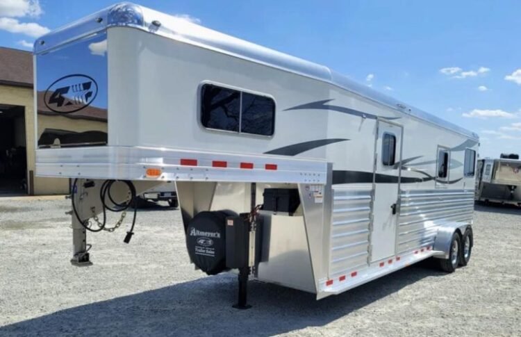 2023 4 Star 2+1 Gooseneck - C-Solutions LLC 2023 4 Star 2+1 Gooseneck - C-Solutions LLC